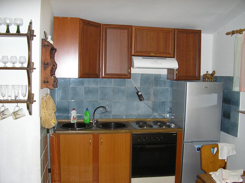 Apartment Bilic Klenovica Zimmer foto